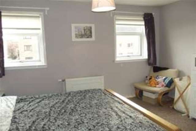  Image of 2 Bedroom Detached to rent at Glasgow, G40 2HB
