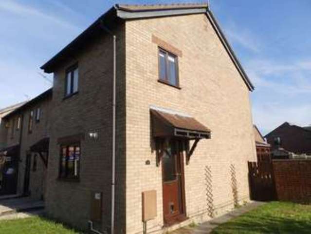  Image of 2 Bedroom Terraced for sale at Constable Drive Bradwell Great Yarmouth, NR31 9RA
