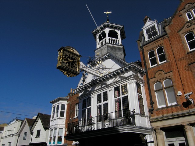  Image of Flat to rent at Guildford, GU1 4DB