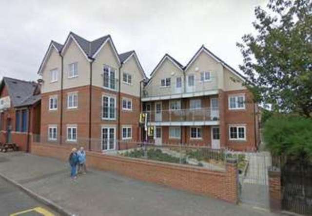  Image of 1 Bedroom Flat to rent at Firs Lane Leigh Leigh, WN7 4SB