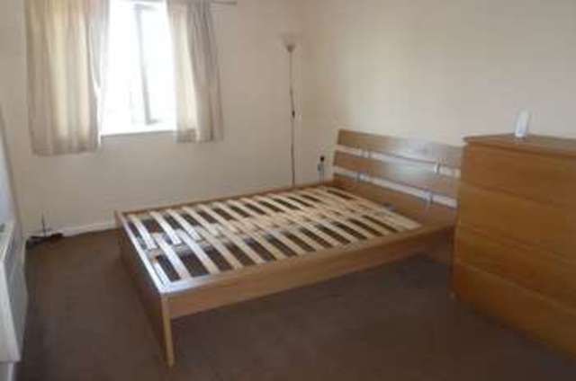  Image of 1 Bedroom Flat to rent at Firs Lane Leigh Leigh, WN7 4SB