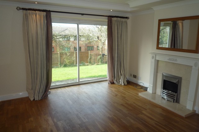  Image of 2 Bedroom Flat to rent at Brambleside Loudwater High Wycombe, HP11 1JE