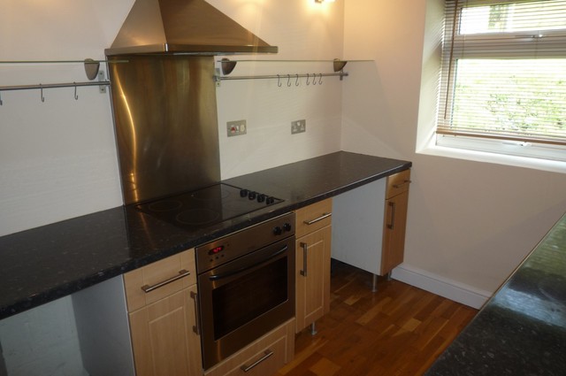  Image of 2 Bedroom Flat to rent at Brambleside Loudwater High Wycombe, HP11 1JE