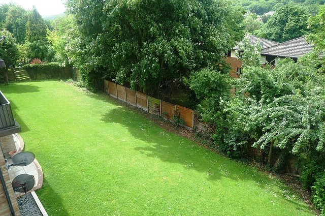  Image of 2 Bedroom Flat to rent at Brambleside Loudwater High Wycombe, HP11 1JE