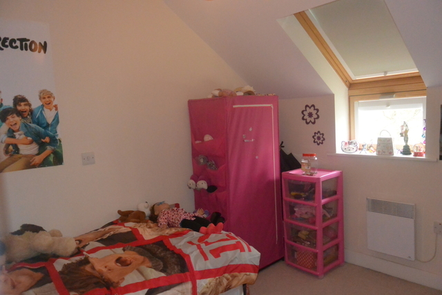  Image of 2 Bedroom Apartment to rent at Harrogate Road  Bradford, BD2 3HA