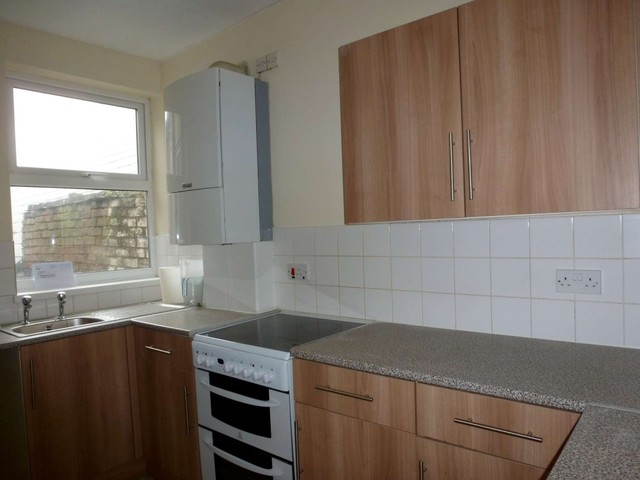  Image of 1 Bedroom Flat to rent at Southsea, PO4 9DD