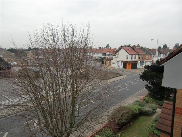  Image of 1 Bedroom Apartment to rent at Homeheather House 128 Beehive Lane Ilford, IG4 5EF