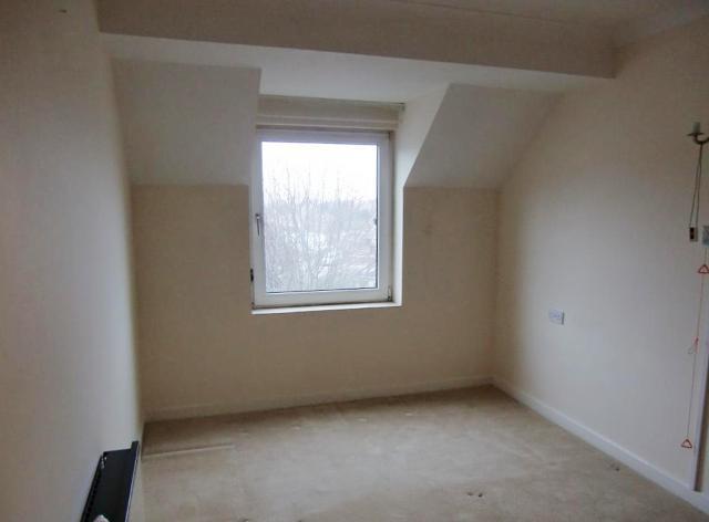  Image of 1 Bedroom Apartment to rent at Homeheather House 128 Beehive Lane Ilford, IG4 5EF