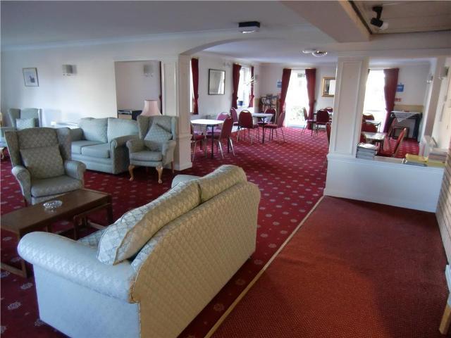  Image of 1 Bedroom Apartment to rent at Homeheather House 128 Beehive Lane Ilford, IG4 5EF