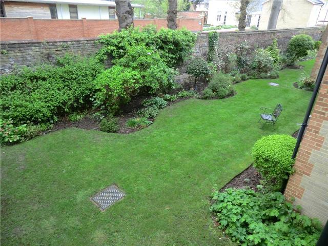  Image of 1 Bedroom Apartment to rent at Homesarum House Wilton Road Salisbury, SP2 7HS