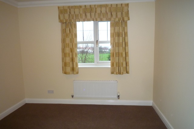  Image of 2 Bedroom Apartment to rent at Heron Close Shearwater Sutton, SM1 2BY