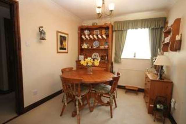  Image of 3 Bedroom Detached for sale at Park Close Kirtlington Kirtlington, OX5 3HR