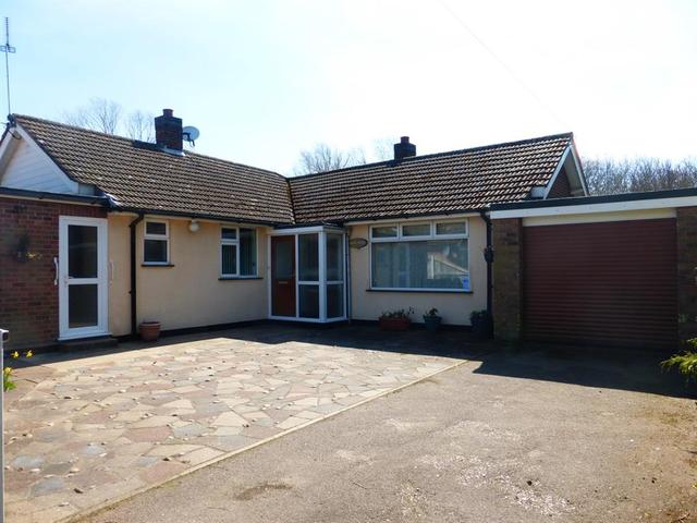  Image of 3 Bedroom Detached for sale at Links Close  Lowestoft, NR33 9DP