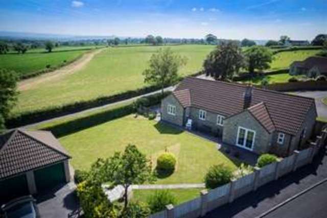  Image of 4 Bedroom Detached for sale at Shapwick, TA7 9NZ