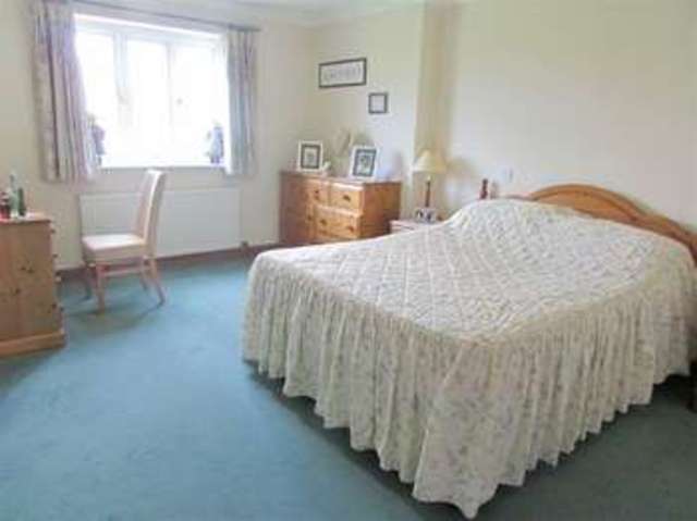  Image of 4 Bedroom Detached for sale at Shapwick, TA7 9NZ