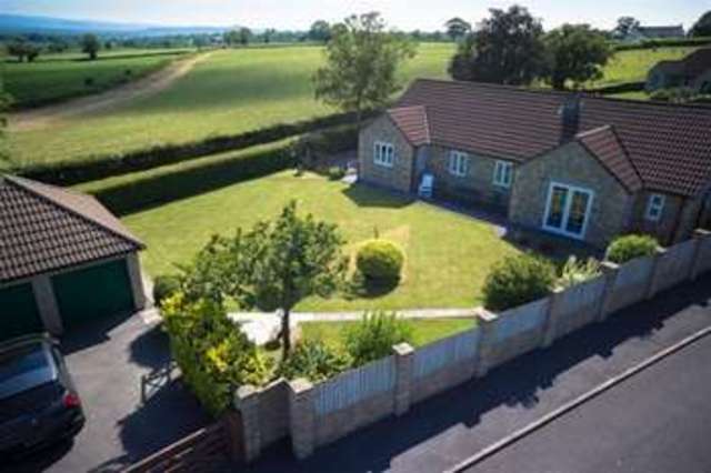  Image of 4 Bedroom Detached for sale at Shapwick, TA7 9NZ