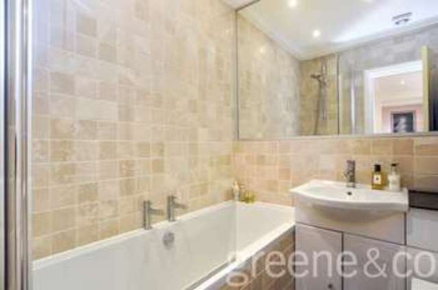  Image of 3 Bedroom Flat for sale at Hampstead London Belsize Park, NW3 5NL