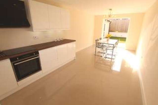  Image of 3 Bedroom Detached for sale at Midsomer Norton Radstock Somerset, BA3 2QX