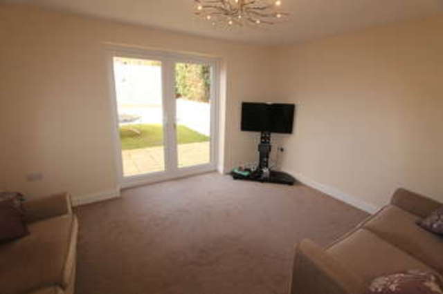  Image of 3 Bedroom Detached for sale at Midsomer Norton Radstock Somerset, BA3 2QX