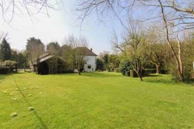  Image of 4 Bedroom Detached for sale at Dinas Powys  Dinas Powys, CF64 4HG