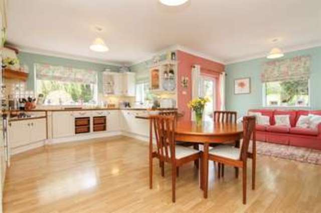  Image of 4 Bedroom Detached for sale at Dinas Powys  Dinas Powys, CF64 4HG