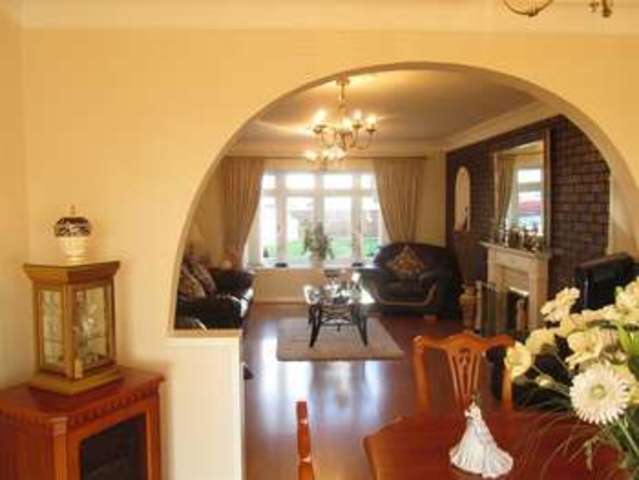  Image of 4 Bedroom Detached for sale at Gorseinon Swansea Swansea, SA4 4FU