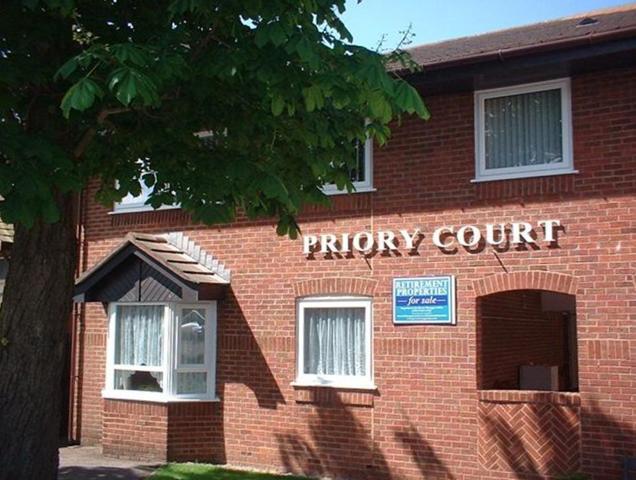  Image of 1 Bedroom Apartment to rent at Priory Court Raikes Parade Blackpool, FY1 4EW