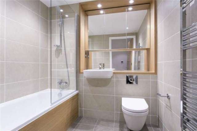  Image of 2 Bedroom Apartment to rent at Rathbone Market Canning Town London, E16 1EH