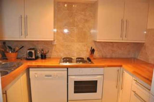  Image of 1 Bedroom Flat to rent at Shepherds Spring Lane  Andover, SP10 1QY