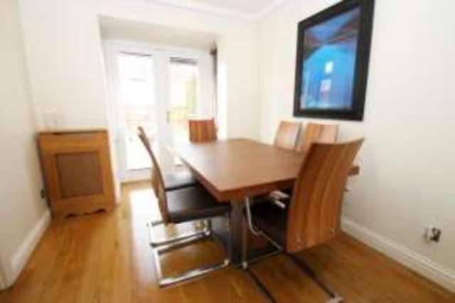  Image of 3 Bedroom Semi-Detached for sale at Baillieston Glasgow Gartcosh, G69 6GZ
