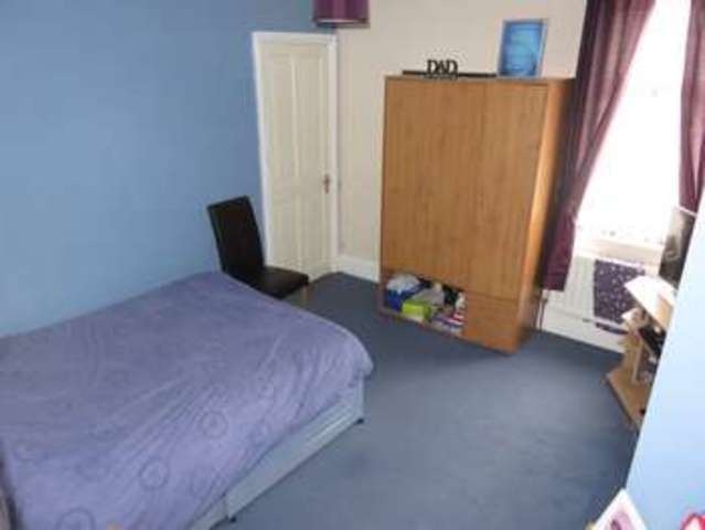  Image of 3 Bedroom Terraced for sale at Willenhall, WV13 1ED