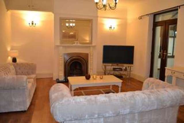  Image of 3 Bedroom Semi-Detached to rent at Midgley Wakefield Netherton, WF4 4JQ