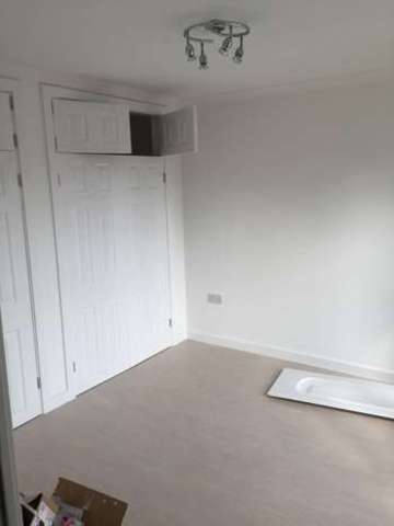  Image of 1 Bedroom Flat to rent at East India  Canary Wharf, E14 6LS