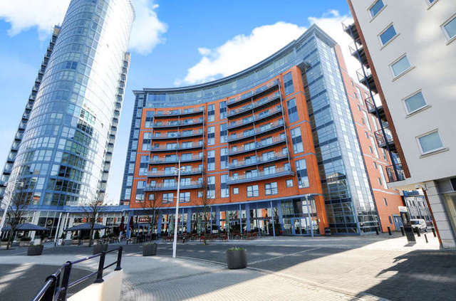  Image of 2 Bedroom Flat for sale at Gunwharf Quays Portsmouth Hampshire, PO1 3SY