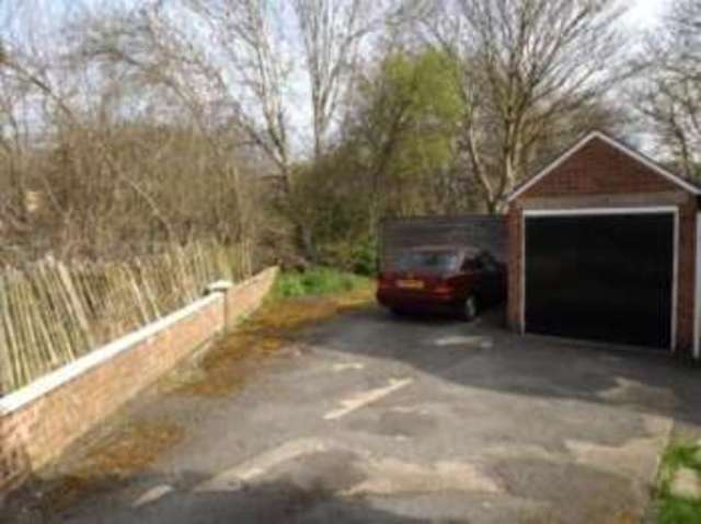  Image of 3 Bedroom Semi-Detached for sale at Leicester Leicestershire Birstall, LE4 2RF