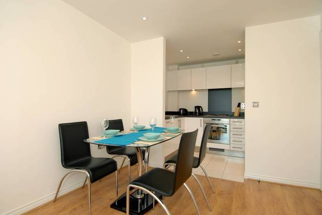  Image of 1 Bedroom Flat to rent at Viridian Apartments  75 Battersea Park Road, SW8 4DA