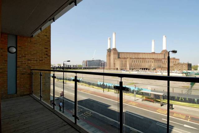  Image of 1 Bedroom Flat to rent at Viridian Apartments  75 Battersea Park Road, SW8 4DA