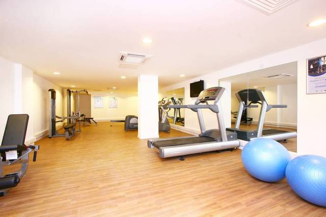  Image of 1 Bedroom Flat to rent at Viridian Apartments  75 Battersea Park Road, SW8 4DA