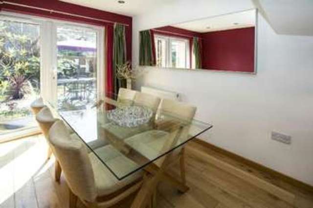  Image of 3 Bedroom Detached for sale at Wellington Avenue  Reading, RG2 7BP