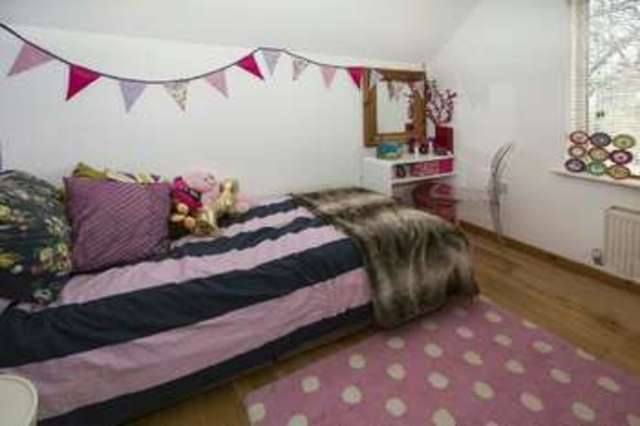 Image of 3 Bedroom Detached for sale at Wellington Avenue  Reading, RG2 7BP