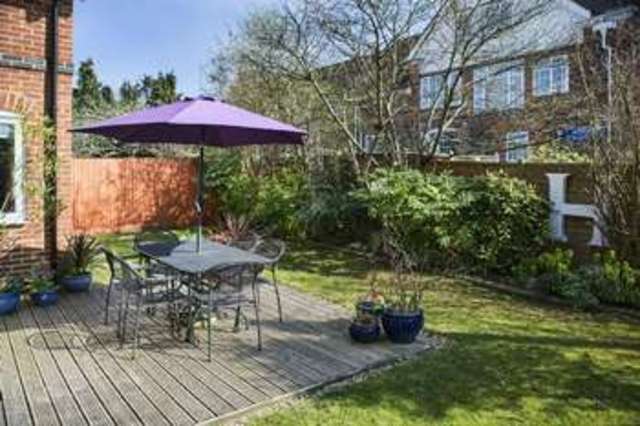  Image of 3 Bedroom Detached for sale at Wellington Avenue  Reading, RG2 7BP