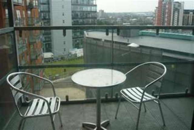  Image of 2 Bedroom Flat to rent at Leeds, LS1 4JN