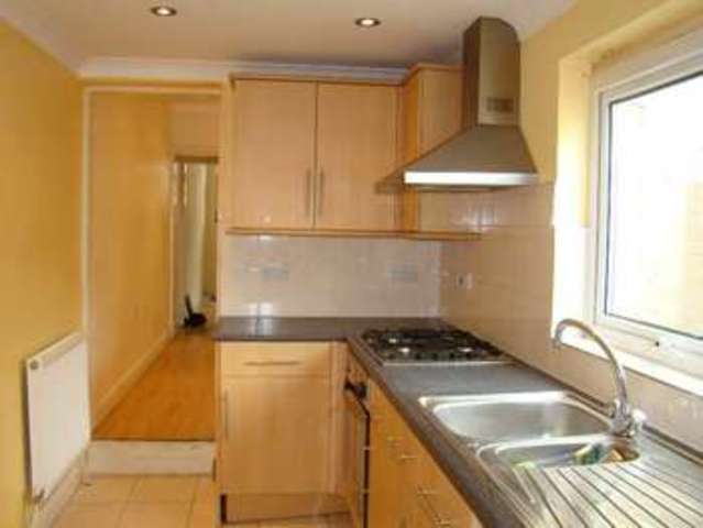  Image of 3 Bedroom Terraced to rent at West Street  Gillingham, ME7 1EF