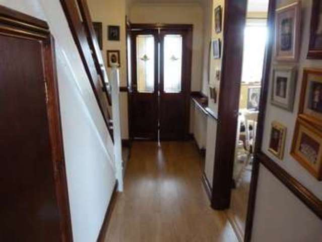  Image of 3 Bedroom Semi-Detached for sale at Alwin Road Shaw Oldham, OL2 7YD