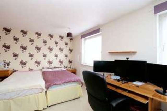  Image of 4 Bedroom Detached for sale at Antholme Close Sutton-On-Hull Hull, HU7 4XX