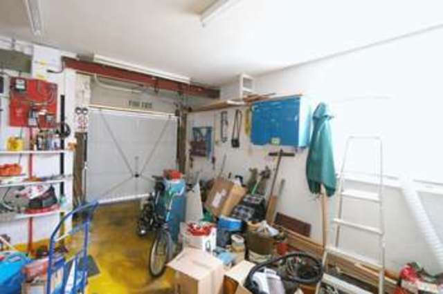  Image of 4 Bedroom Detached for sale at Antholme Close Sutton-On-Hull Hull, HU7 4XX