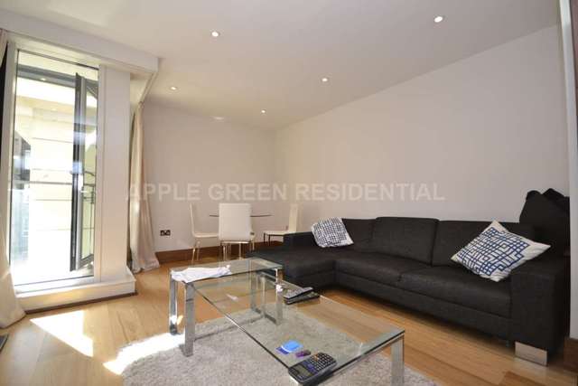  Image of 1 Bedroom Apartment to rent at Baker Street Baker Street London, NW1 6XE