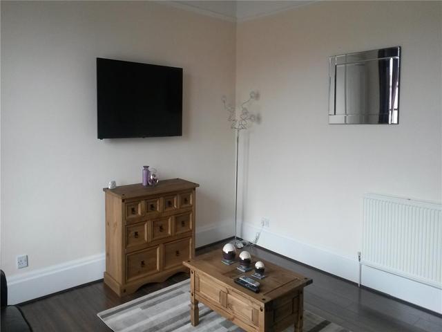  Image of 2 Bedroom Flat to rent at Lanark South Lanarkshire South Lanarkshire, ML11 7JR