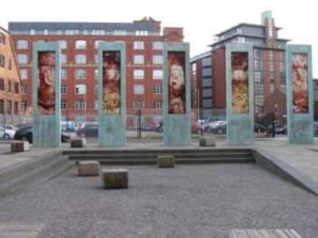  Image of 2 Bedroom Flat for sale at Manchester Greater Manchester Manchester, M4 6BB