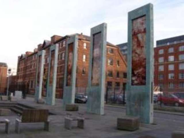  Image of 2 Bedroom Flat for sale at Manchester Greater Manchester Manchester, M4 6BB